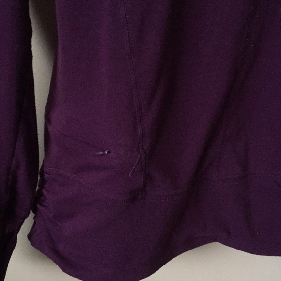 Long Sleeve Tee with hood - Picture 2 of 5